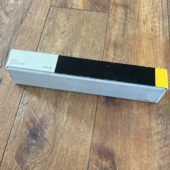 Bushnell Telescope 9x - 30x ZOOM - Picture 2 of 10